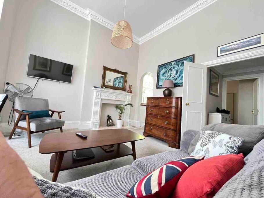 Wonderful Apartment In Earl'S Court Λονδίνο Εξωτερικό φωτογραφία